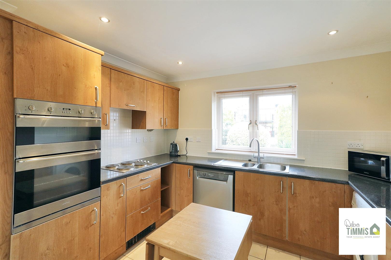 2 bed property in Bagnall Heights, Stoke-On-Trent